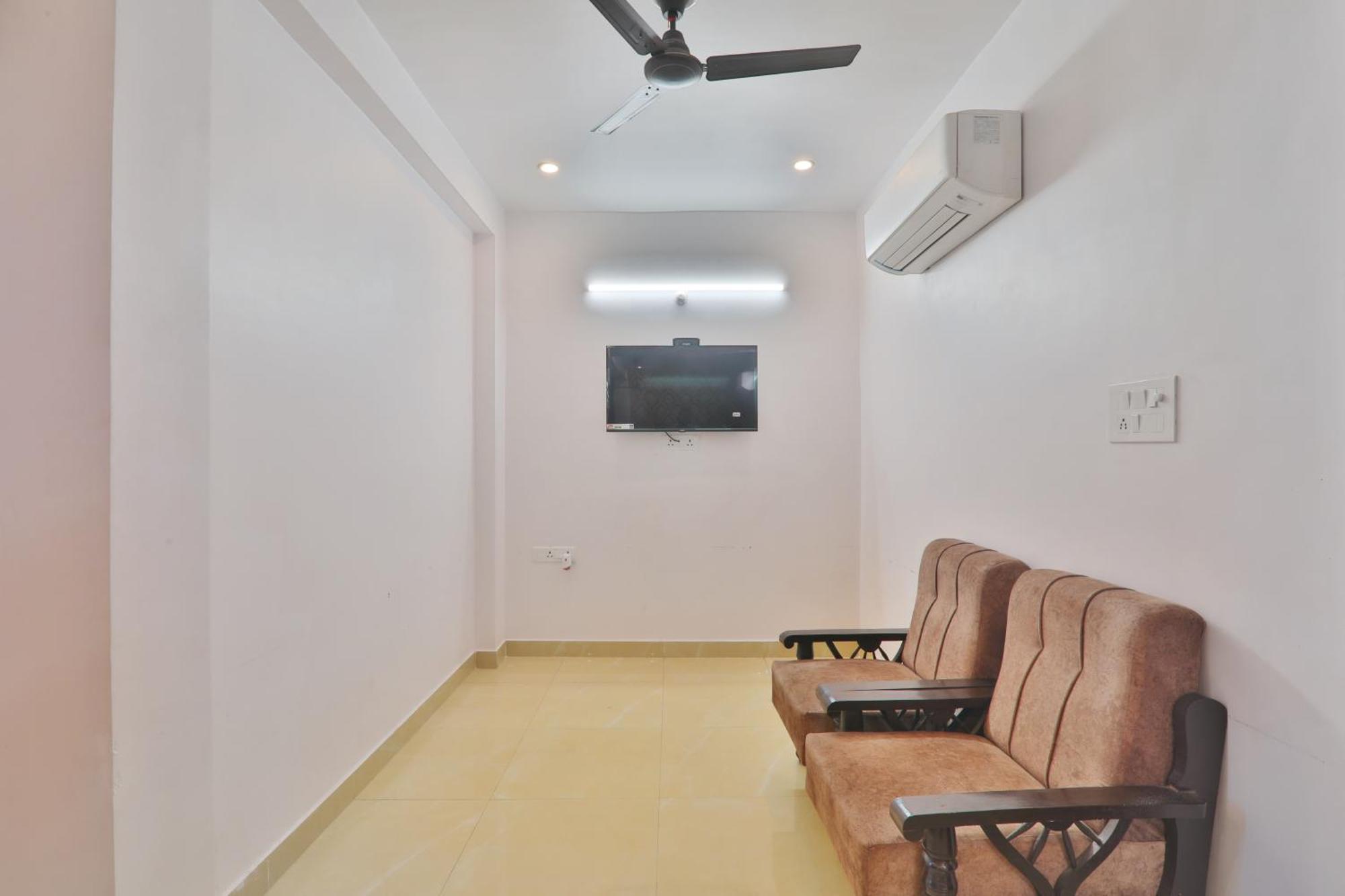 Divine Glory Hotel Lucknow Exterior foto