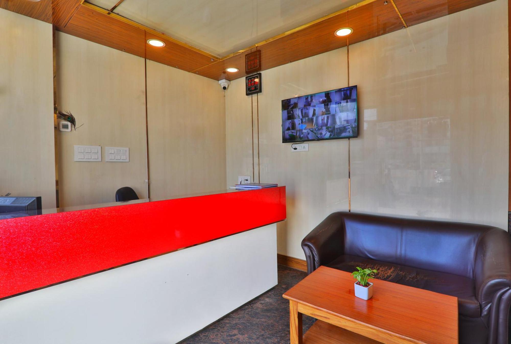 Divine Glory Hotel Lucknow Exterior foto